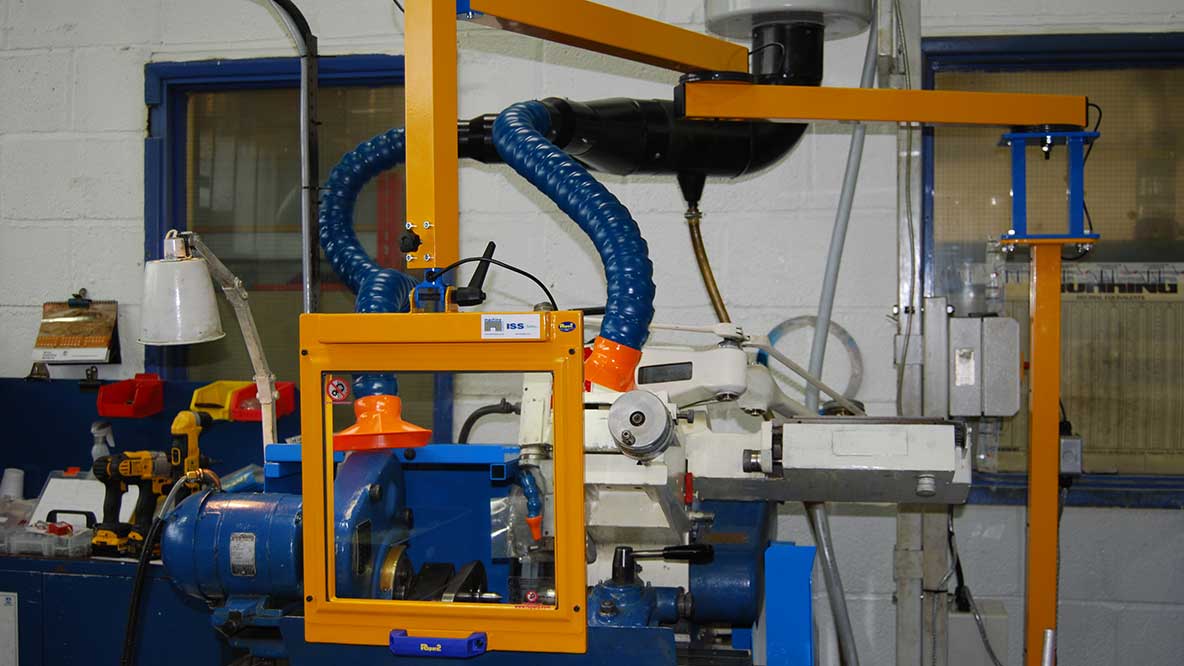 TOP line guard on a large machine tool